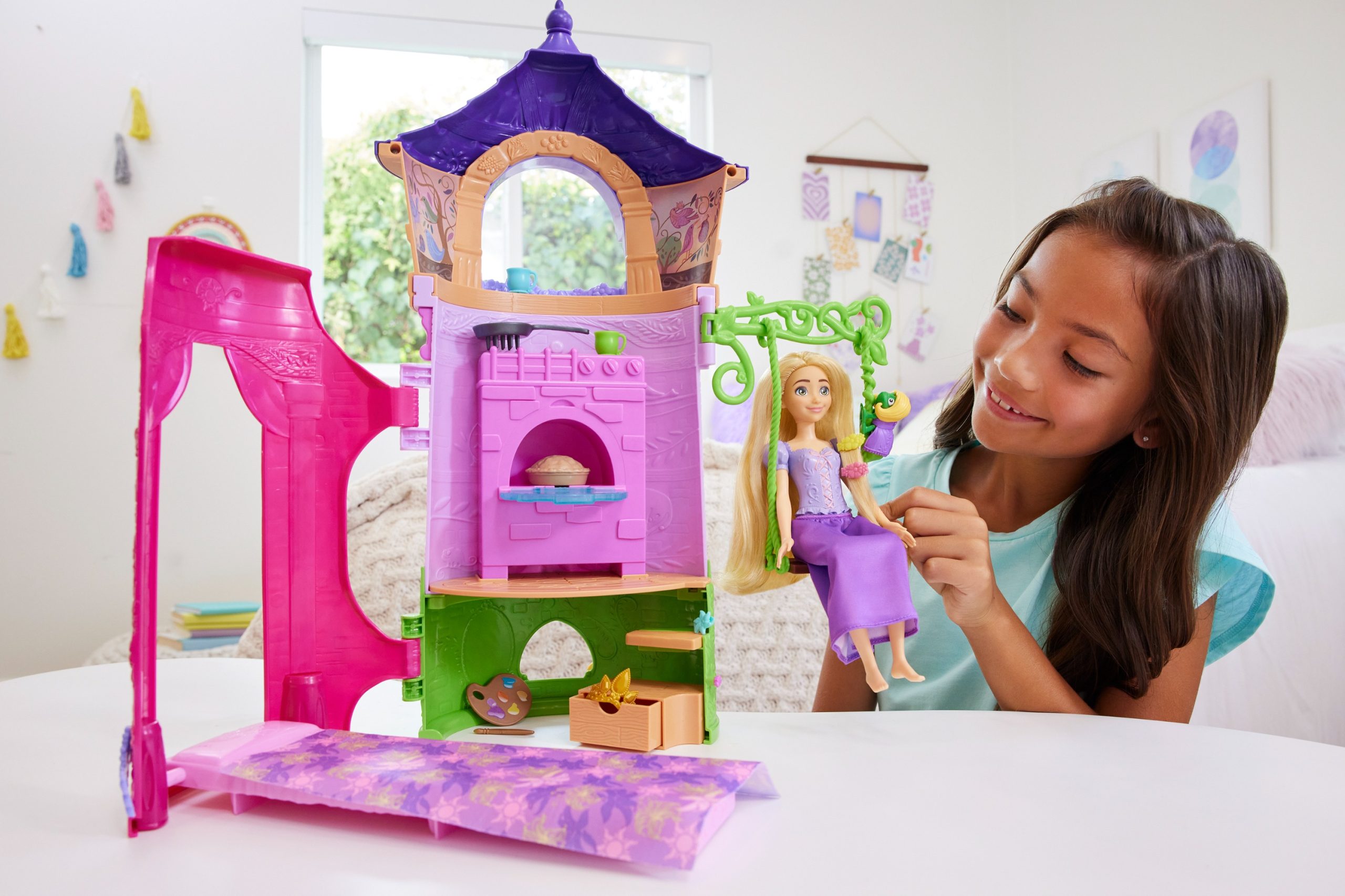 Disney Princess - Lėlės Rapunzel ir bokšto rinkinys, HLW30 - Image 2
