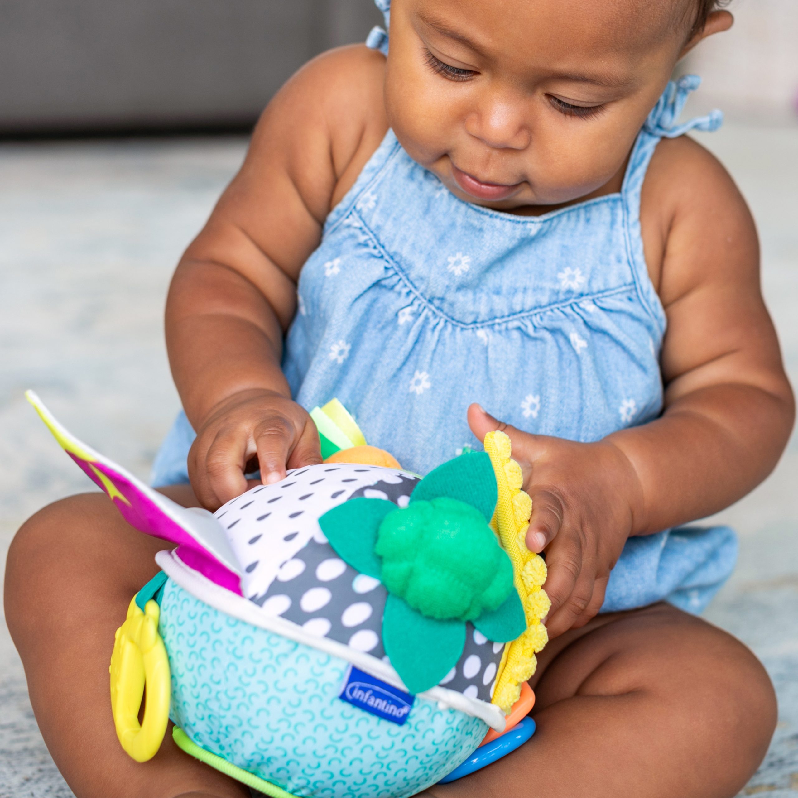 Infantino – Minkštas lavinamasis kamuoliukas - Image 6