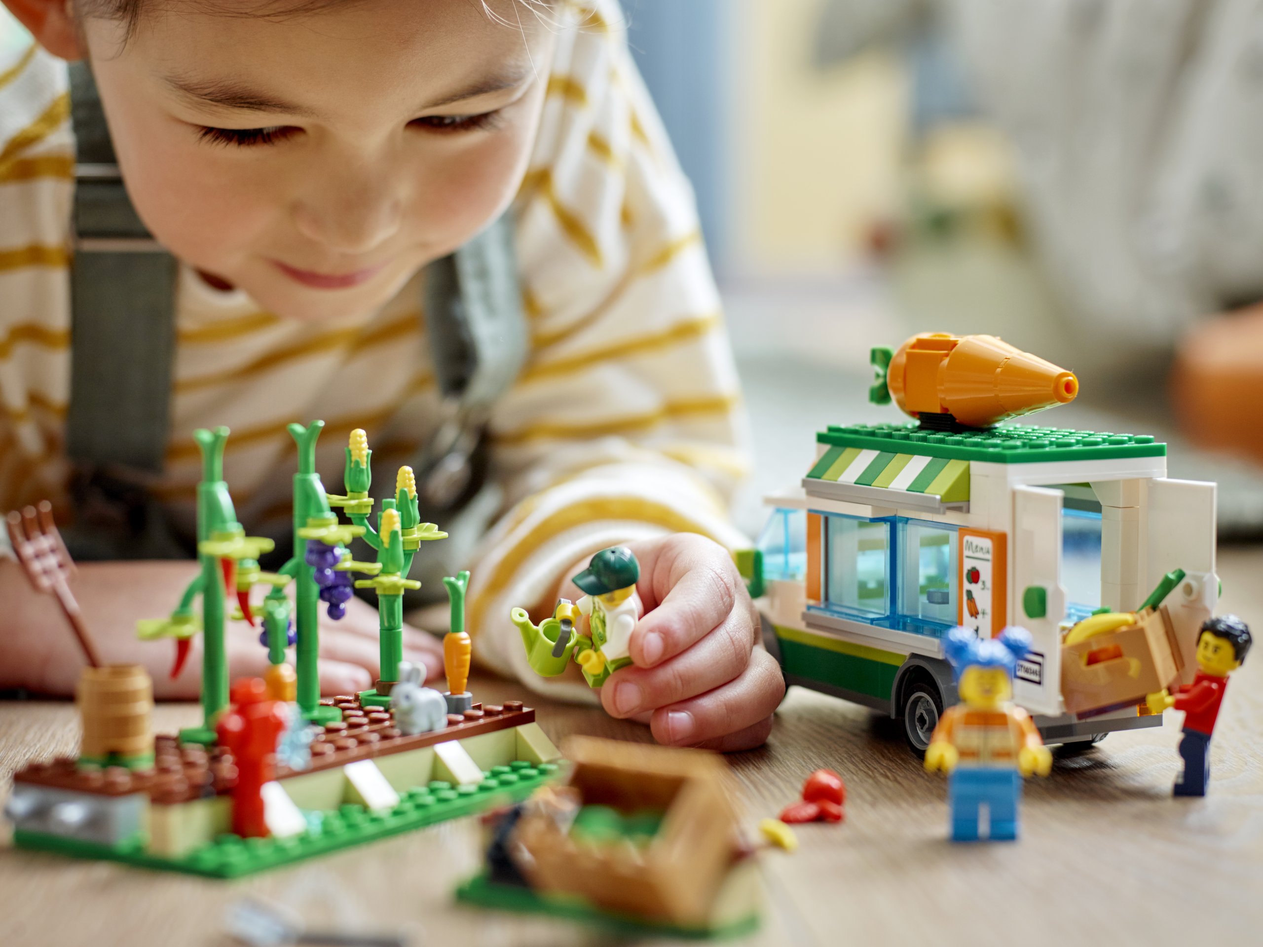 LEGO City - Ūkininkų turgelio autobusiukas - Image 5