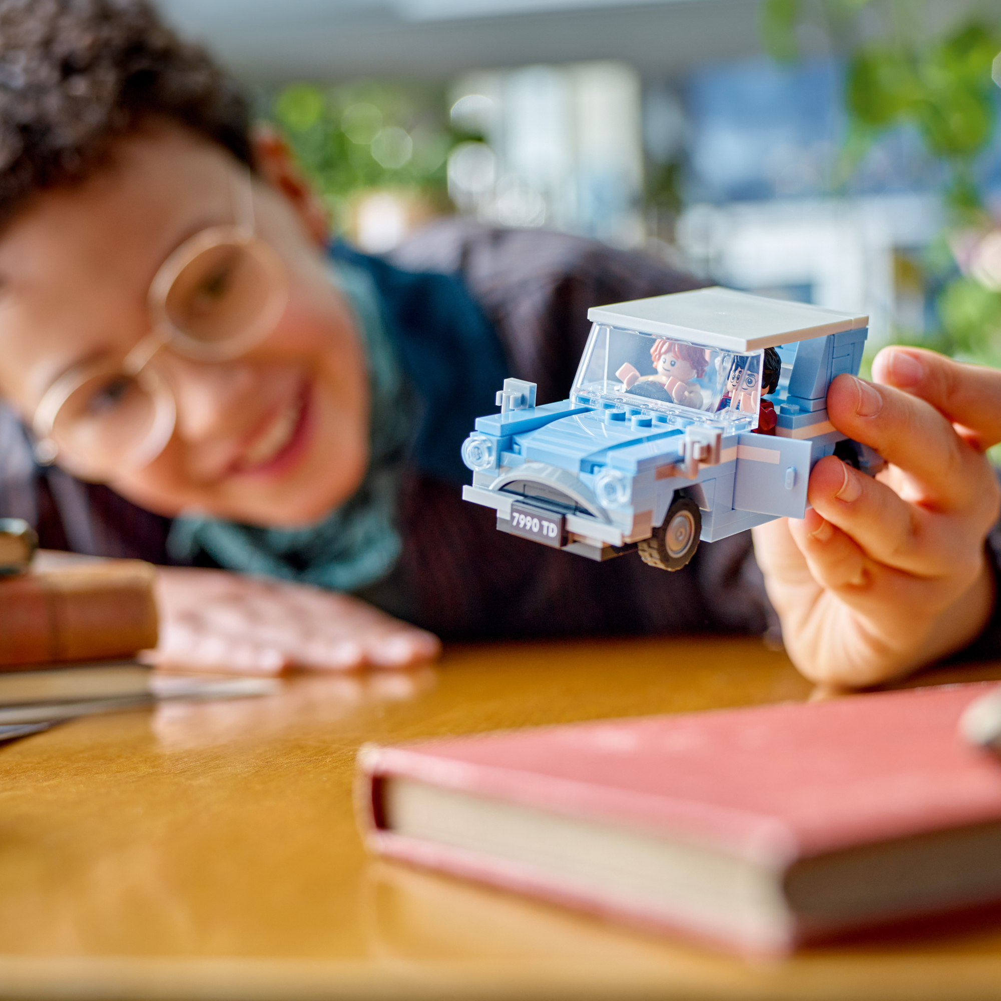 Harry Potter - Skraidantis automobilis Ford Anglia, Lego - Image 7