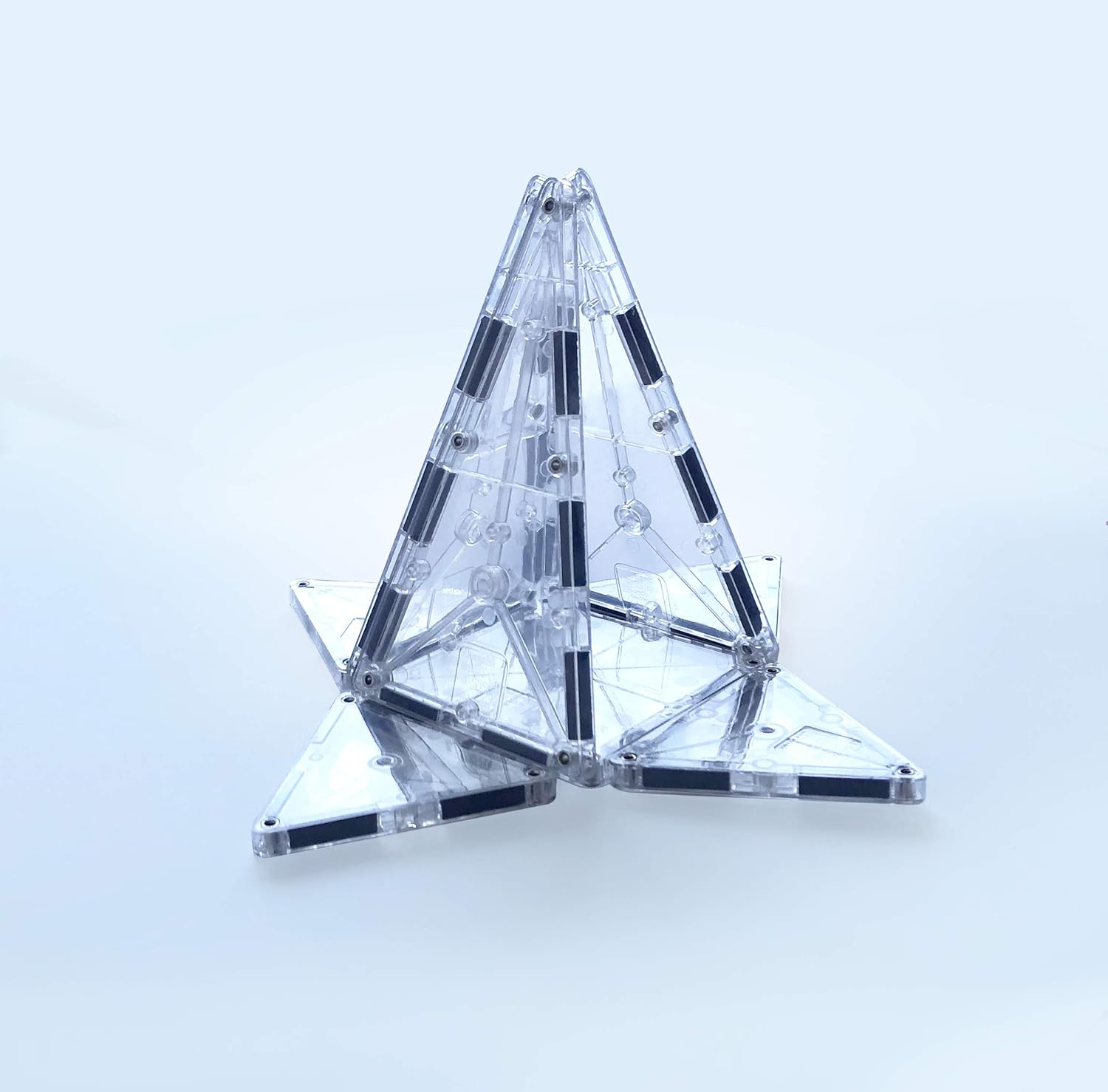 Magna-Tiles – Permatomas magnetinis konstruktorius Ice, 16 dalių - Image 2