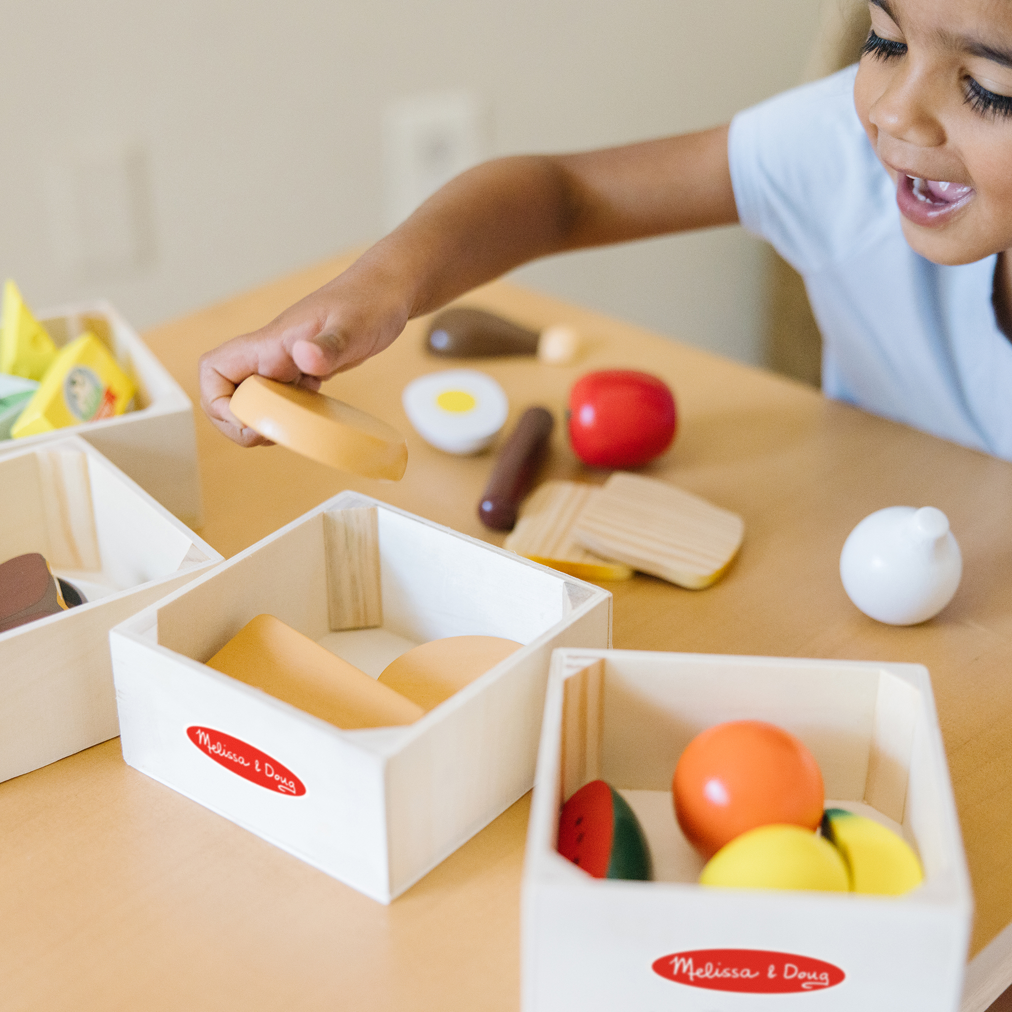 Melissa and Doug – Rinkinys „Maisto produktų grupės" - Image 2