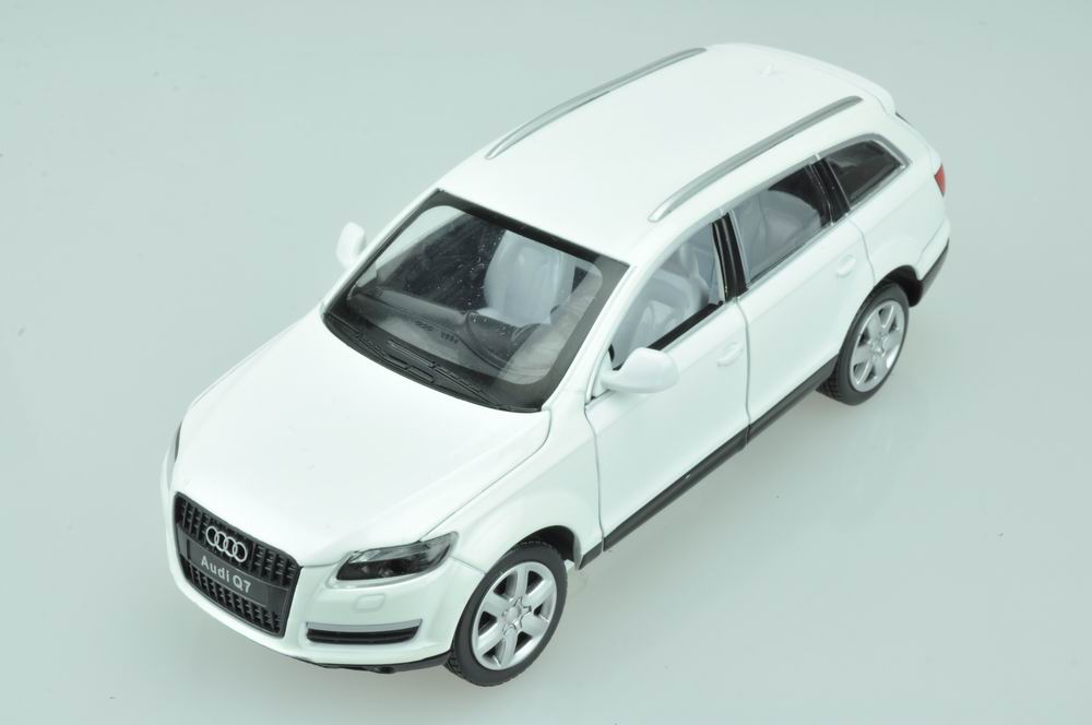 MSZ - Automobilio modelis, Audi Q7, 1:24 - Image 2