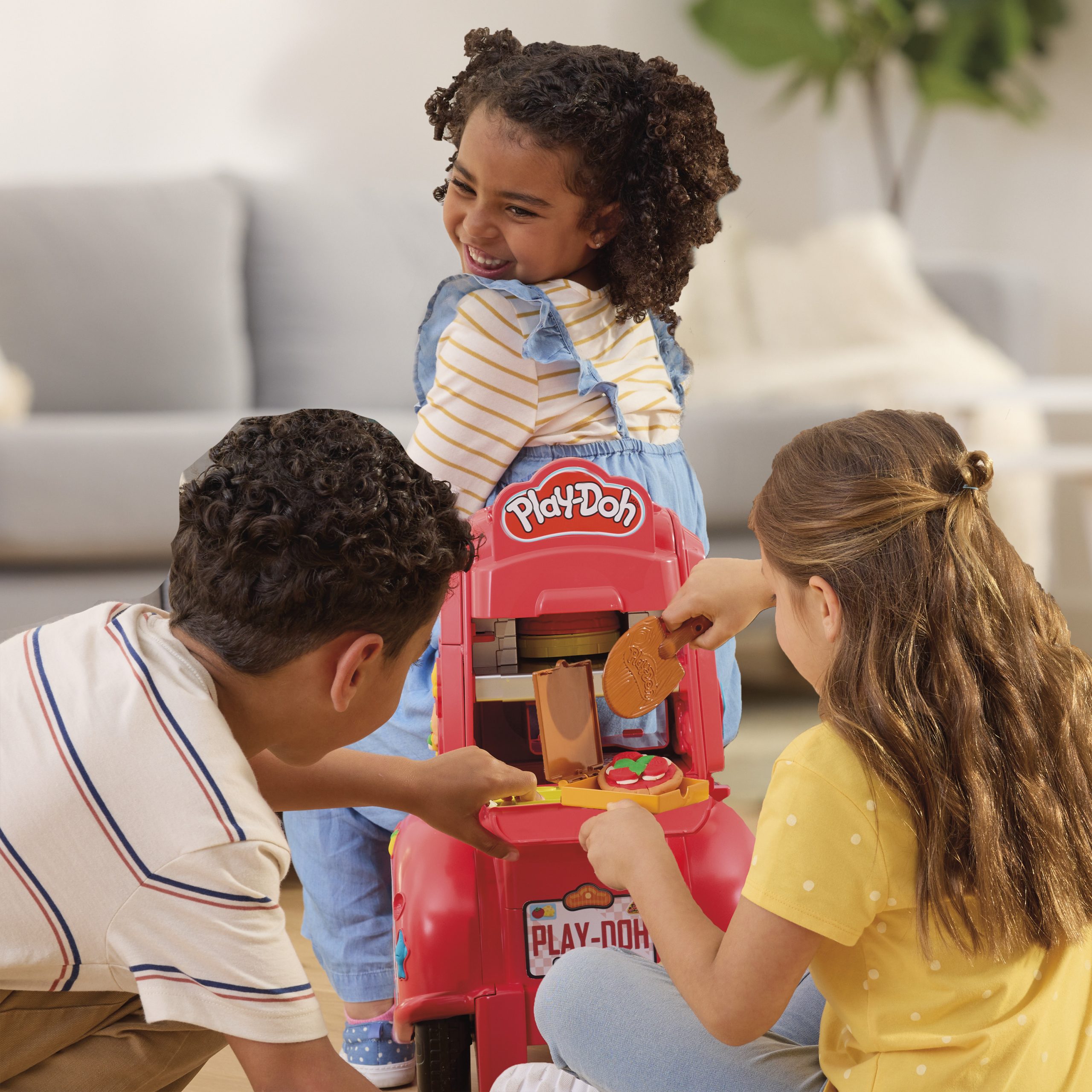 Play-Doh – Žaidimų rinkinys picos pristatymo motoroleris - 49 cm - Image 9