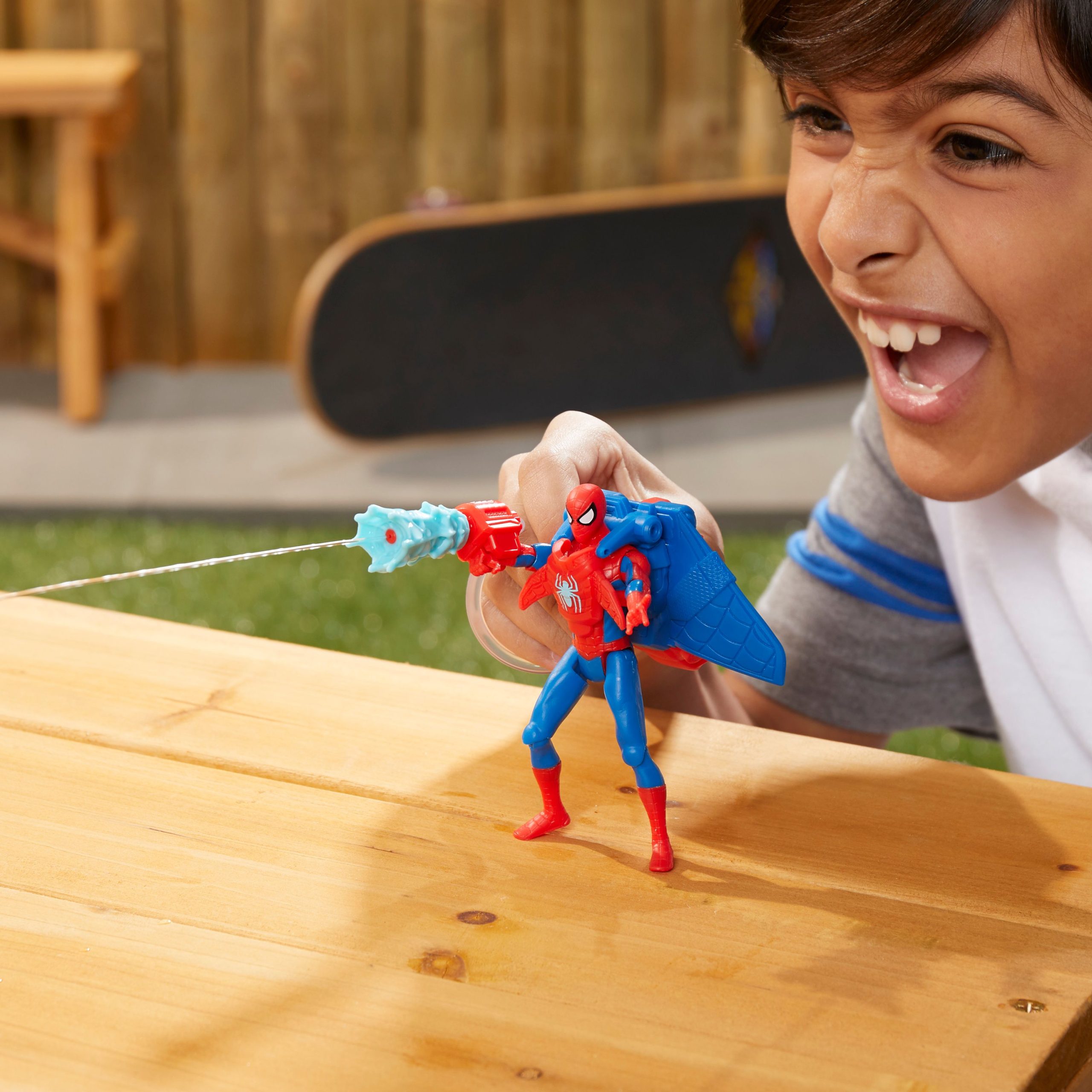Spider-Man – Vandeniu šaudantis herojus „Aqua Web“ - 10 cm - Image 6