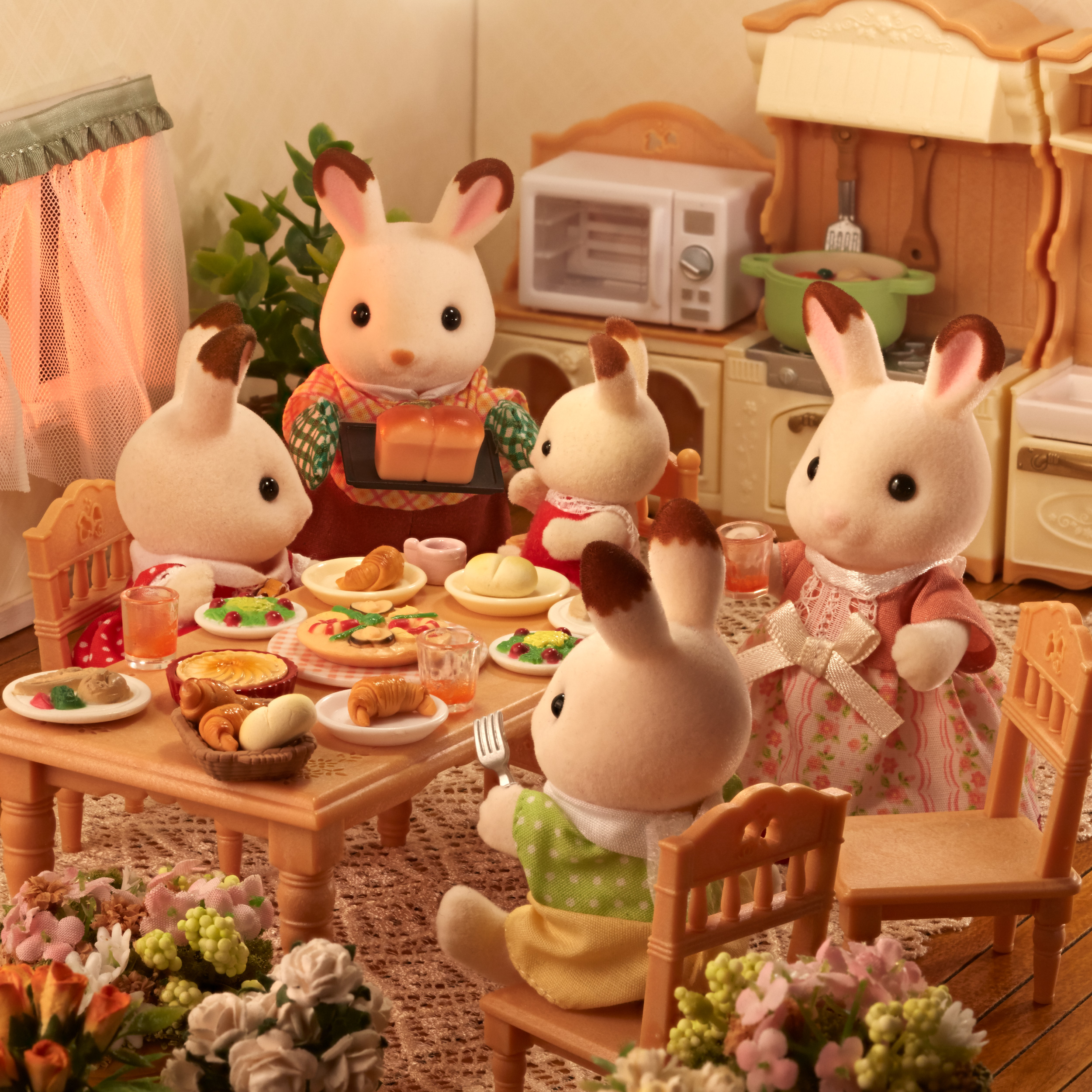 Sylvanian Families – Šokoladinių triušiukų šeimynėlė - Image 4