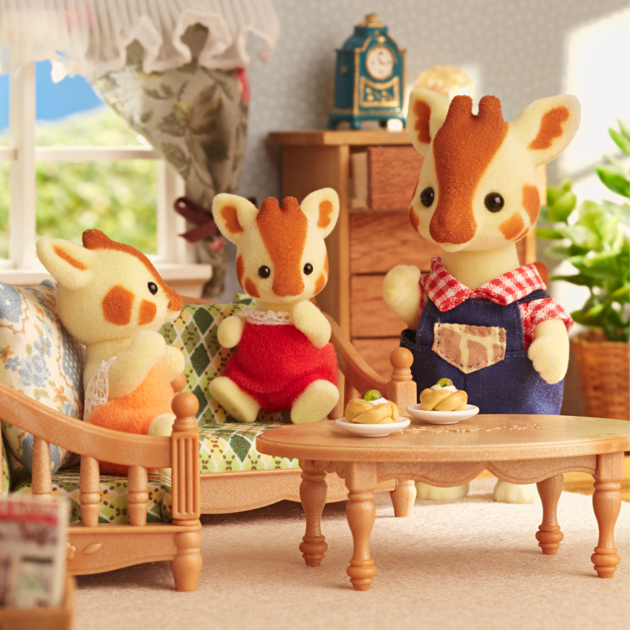 Sylvanian Families – Žirafų šeimynėlė - Image 7